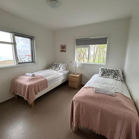 Sythra-Skoerthugil Guesthouse ヴァーマリッド エクステリア 写真